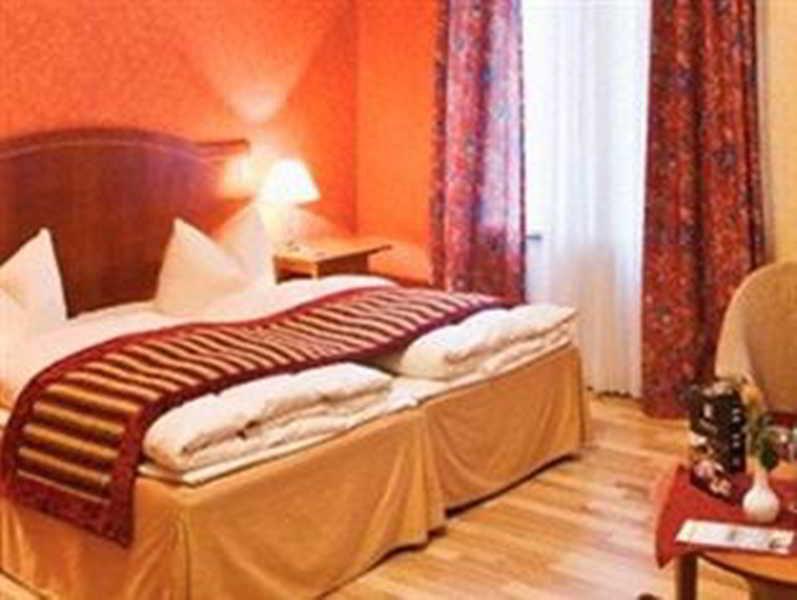 Manila Venetian Hotel מראה חיצוני תמונה